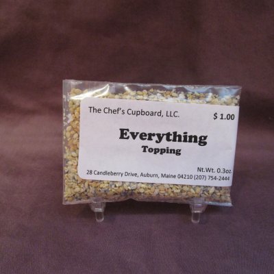 bread, vegetables, salad, everything topping